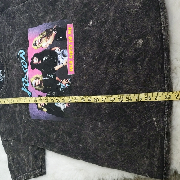 CYANIDE PRODUCTIONS Poison Rock Band "Talk Dirty To Me" Graphic Tee ~ NWOT - Picture 8 of 8